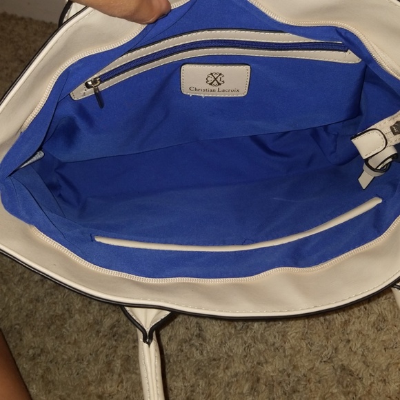 Purse - Picture 2 of 3